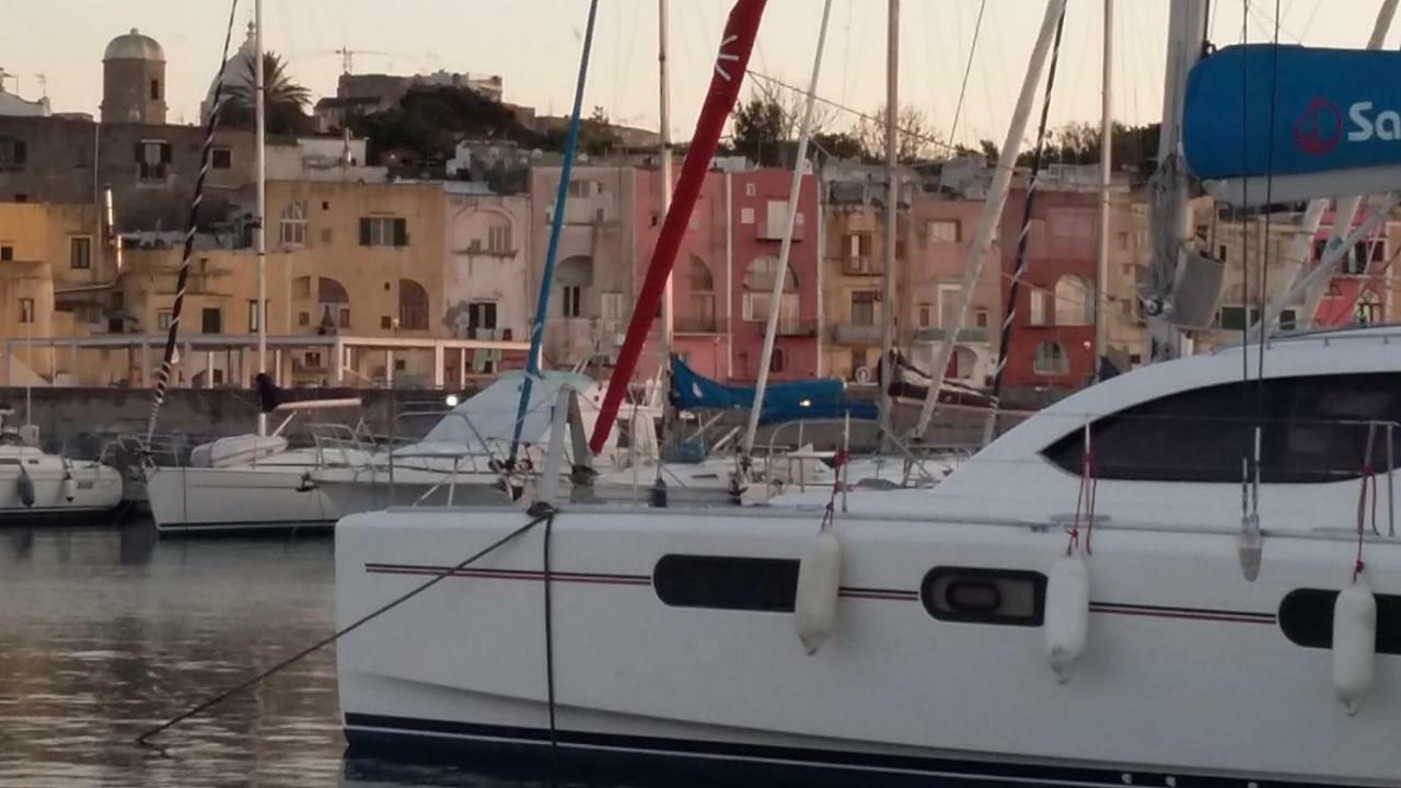 Casa Geltrude Al Porto Βίλα Προτσίντα Εξωτερικό φωτογραφία